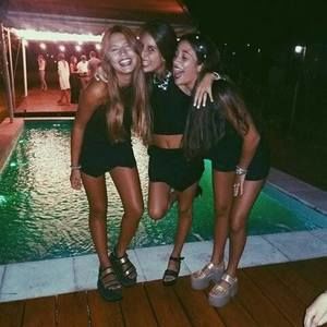 Meet your Posher, Zoe